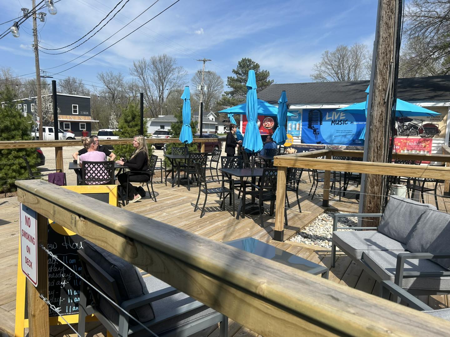 Social House Saranac outdoor patio